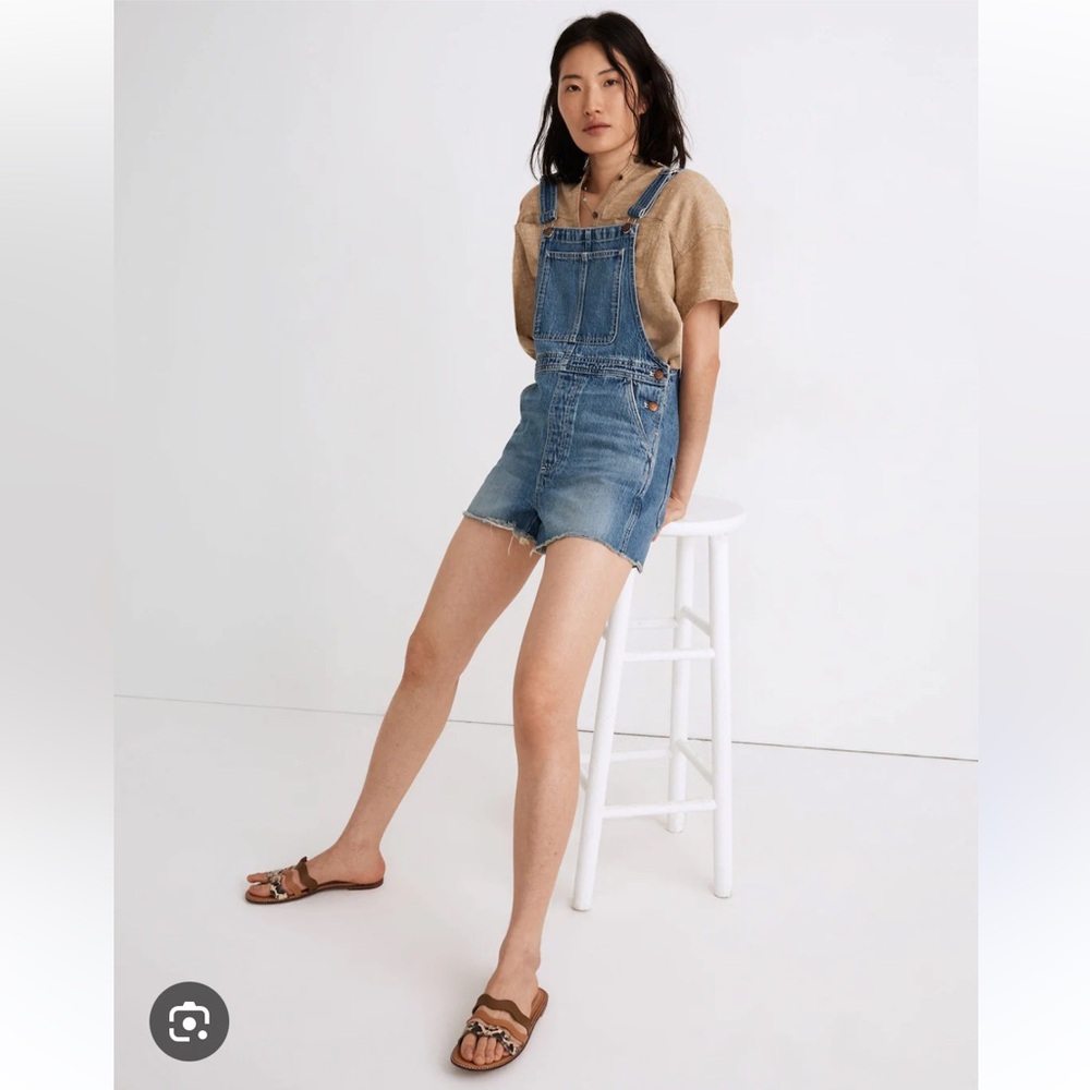 Madewell Adirondack Short Overalls in Wrightwood Wash